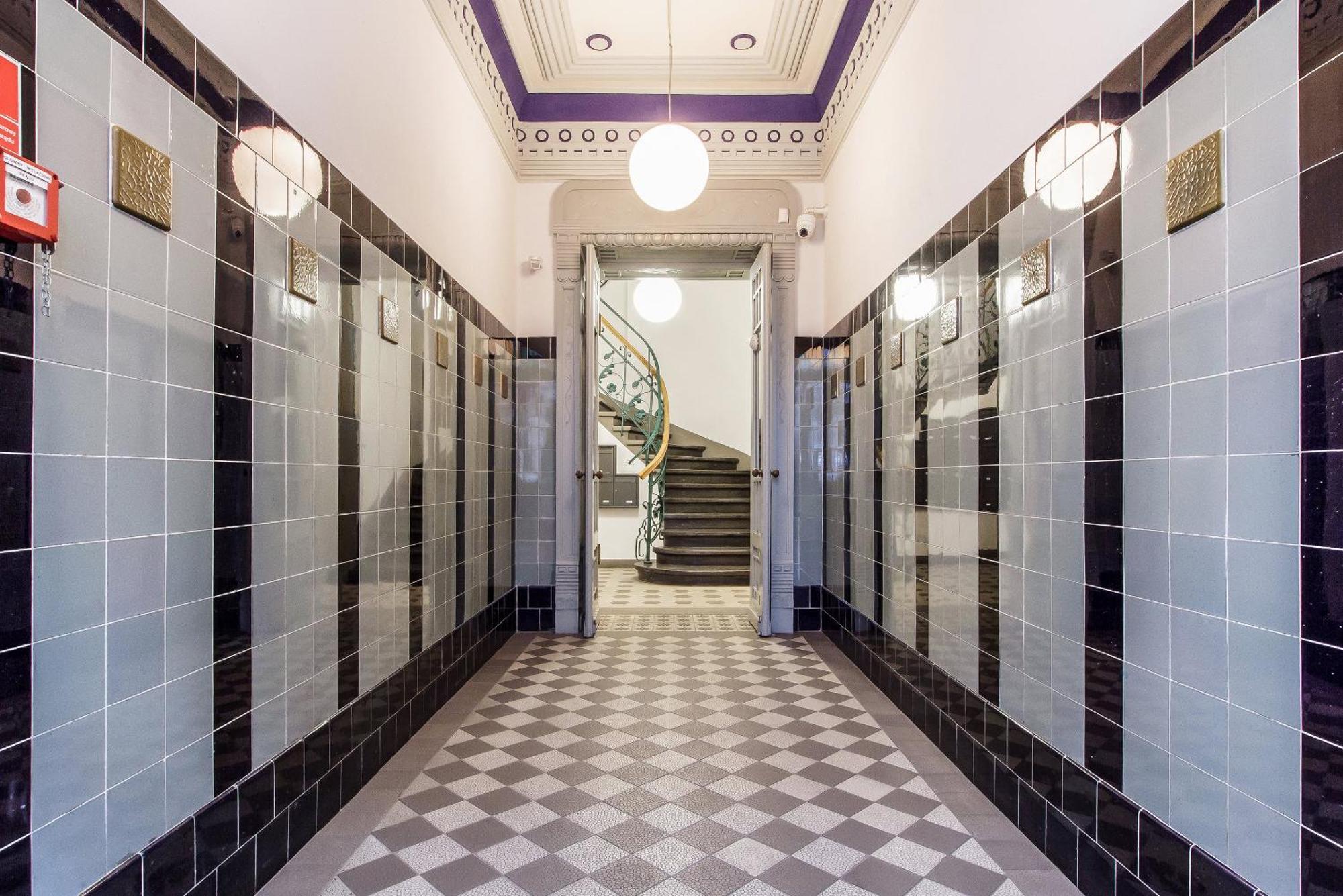 Апартаменты Main Station - 8 Rakowicka Street Краков Экстерьер фото