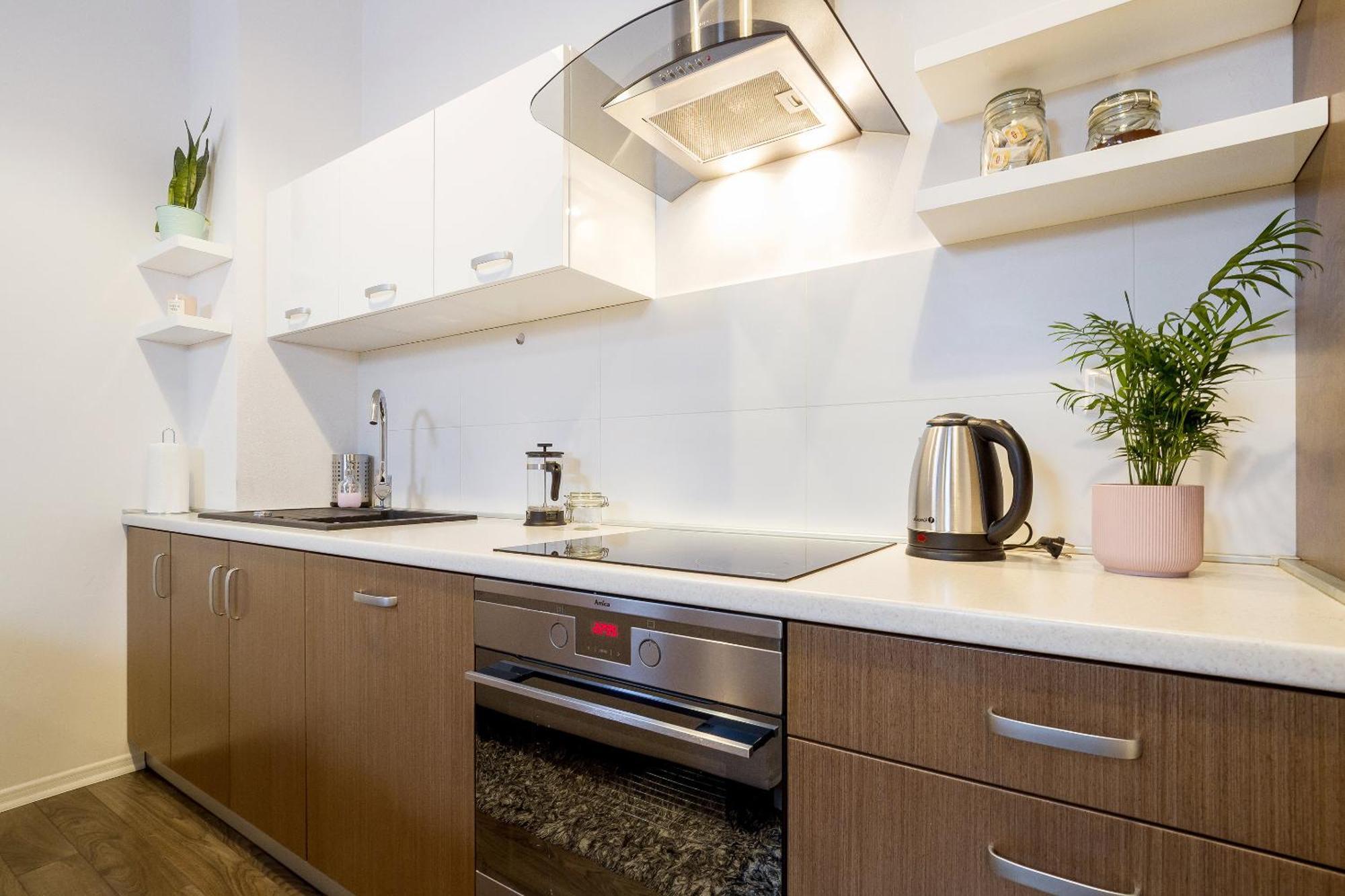 Апартаменты Main Station - 8 Rakowicka Street Краков Экстерьер фото